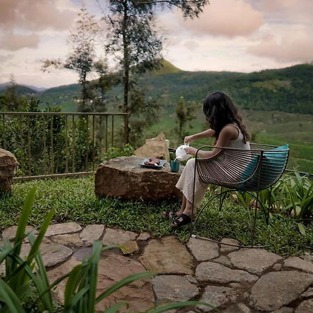 Tea & Tranquility By Moksha Stays 瓦加蒙 外观 照片